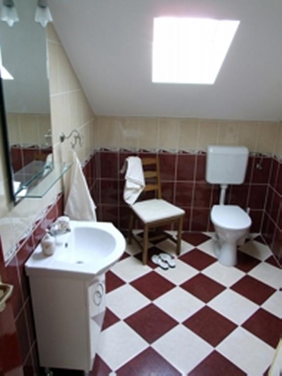 Apartment Ilona Apartmanhaz Komarom