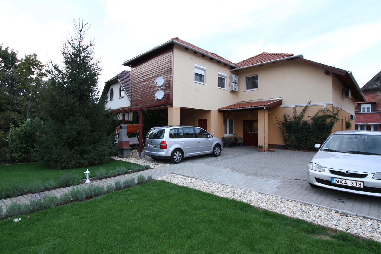 Ilona Apartmanhaz * Komarom